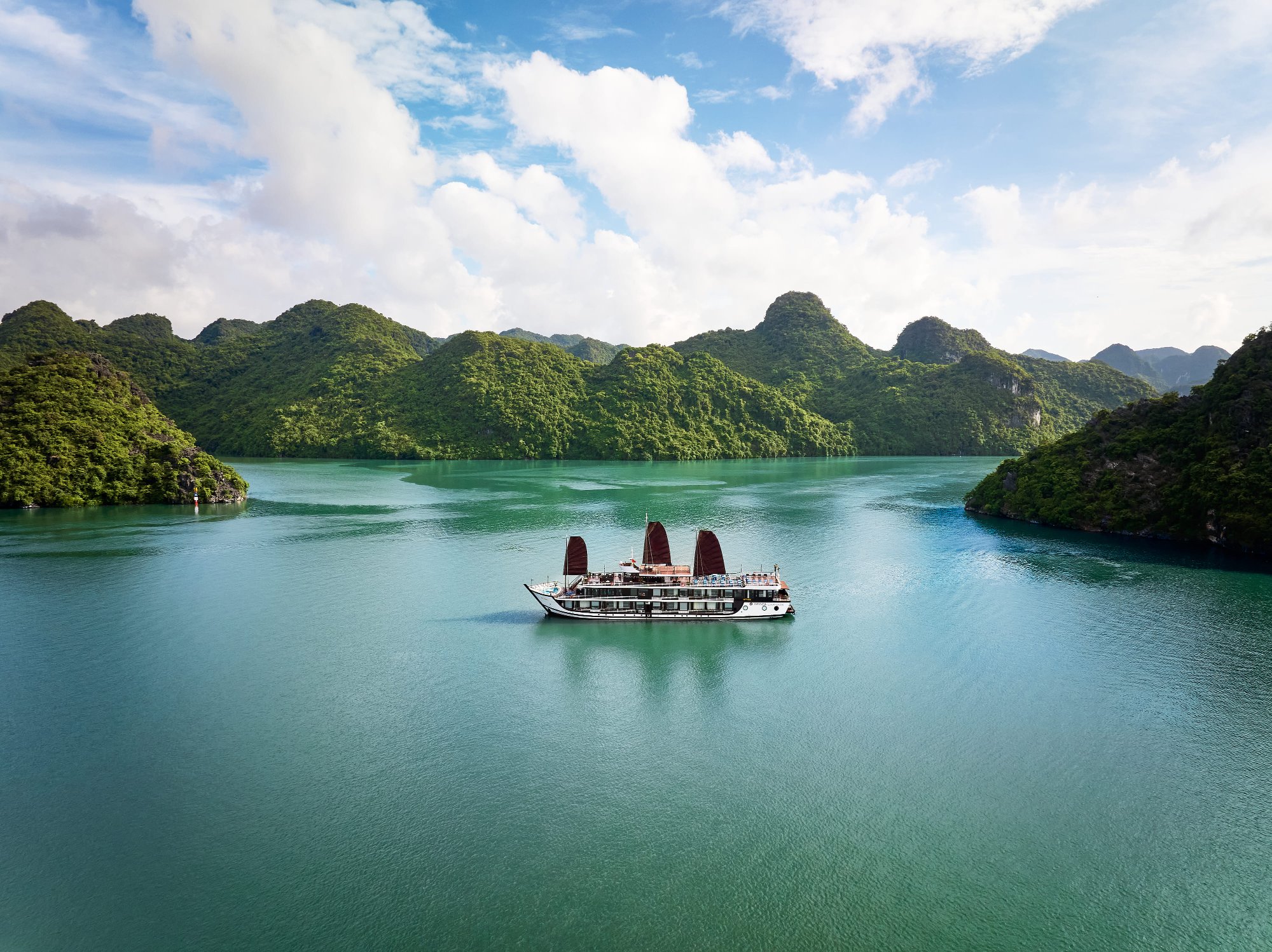 What Does a Ha Long & Lan Ha Bay Cruise Price Include? Surcharges, Bay Entrance Fees, VAT, and How to Compare Prices