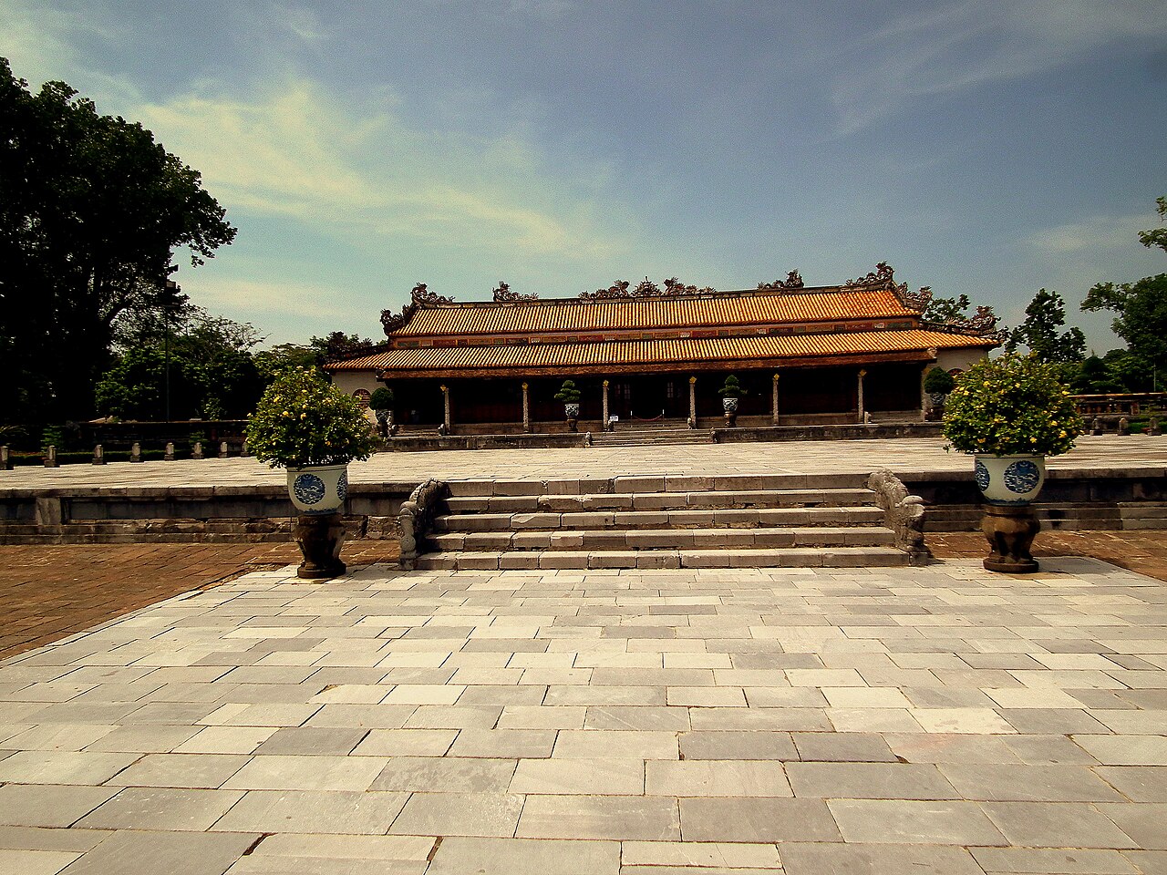 Cung điện trong Đại Nội Huế
