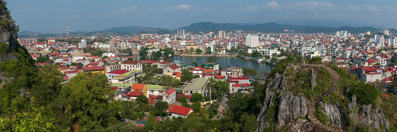 Toàn cảnh Lạng Sơn từ thành nhà Mạc