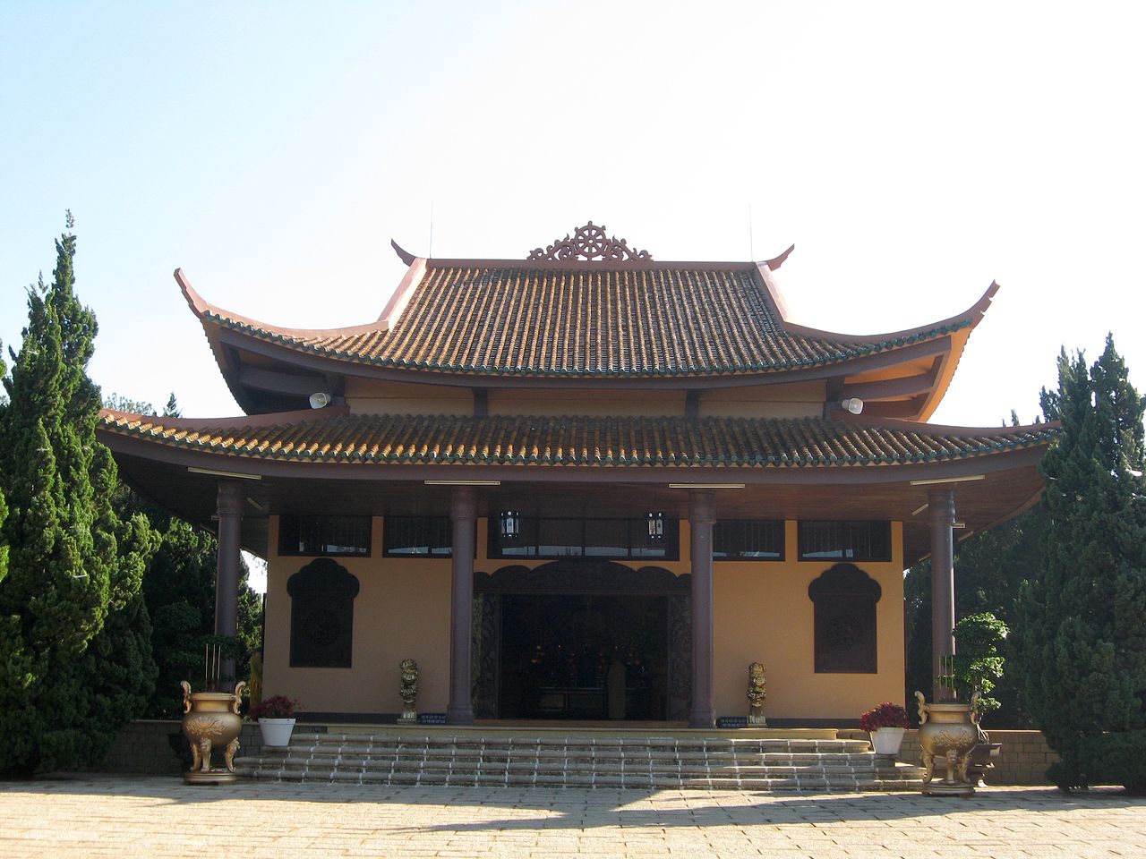 Chánh điện Thiền viện Trúc Lâm Đà Lạt
