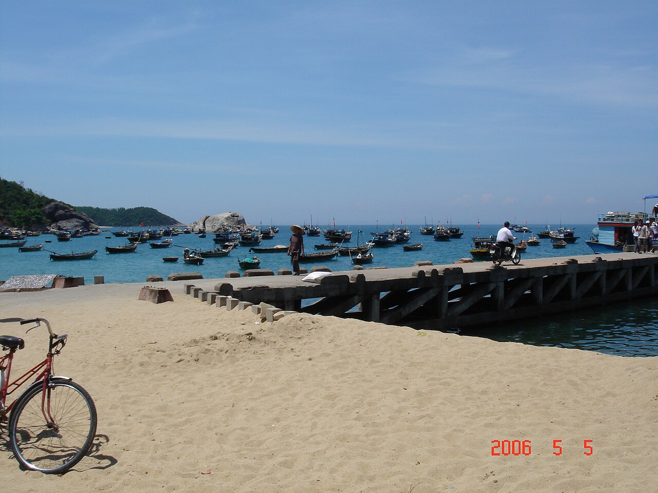 Bến tàu ở Cù Lao Chàm