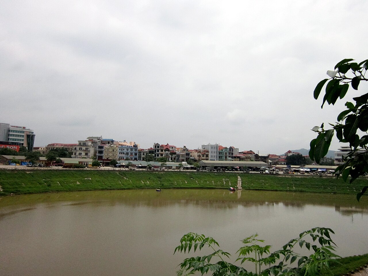 Bờ sông Kỳ Cùng