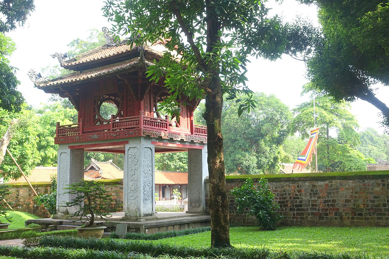 Khuê Văn Các trong Văn Miếu