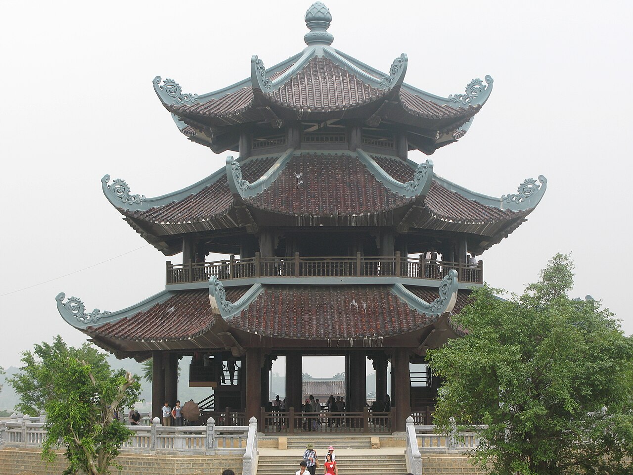 Gác chuông chùa Bái Đính