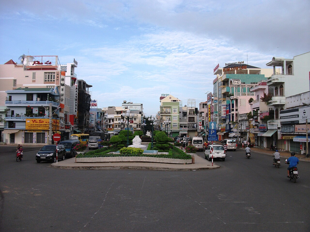 Trung tâm Phan Thiết