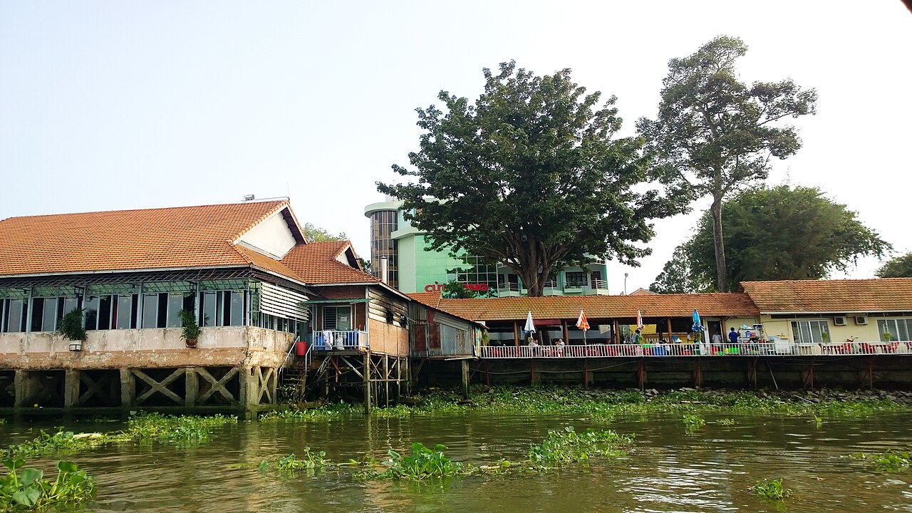Thành phố Vĩnh Long nhìn từ cù lao An Bình