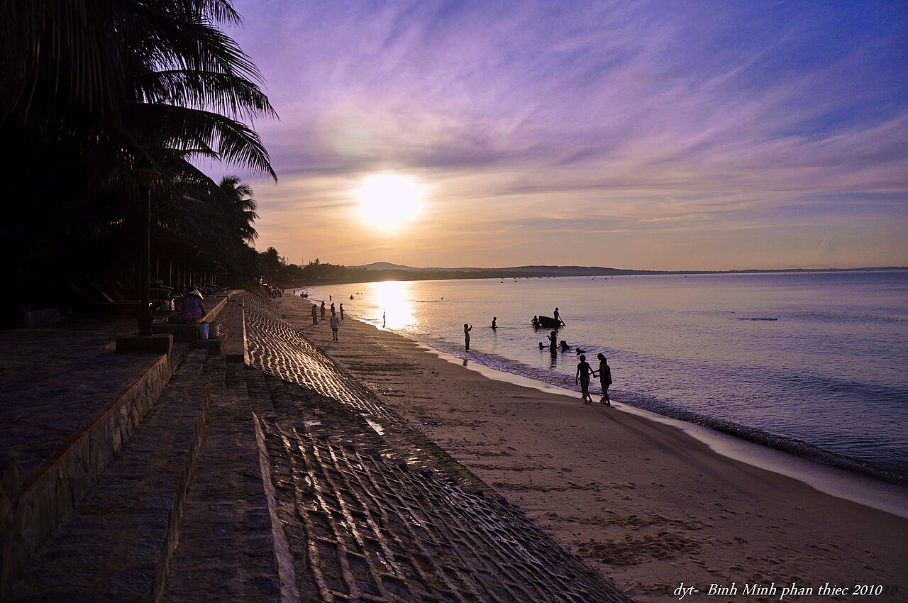 Bình minh trên biển Phan Thiết