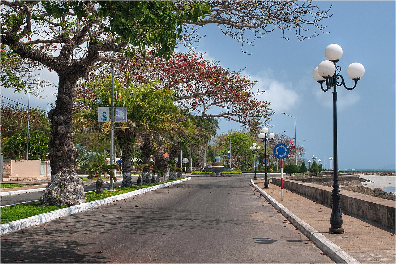 Thị trấn Côn Đảo yên bình ven biển