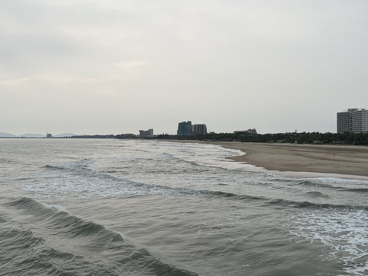 Biển Hồ Tràm yên bình