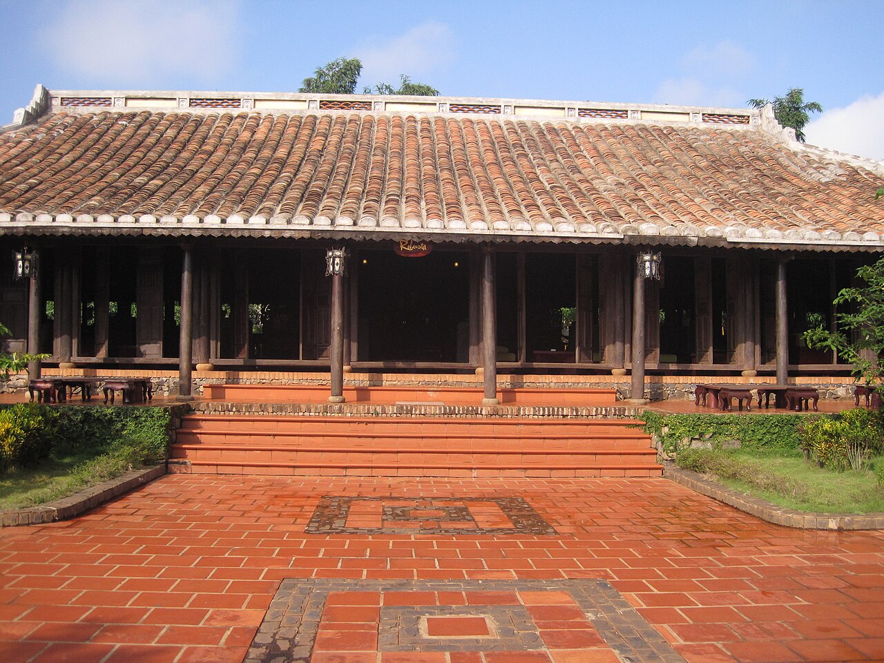 Khu nhà cổ trong Làng cà phê