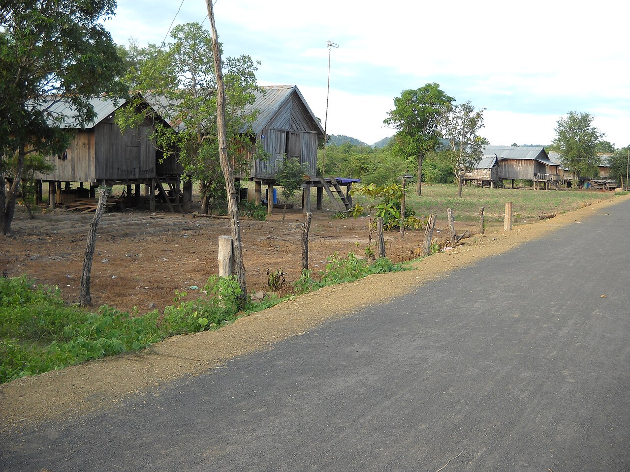 Một buôn làng của người Ê Đê