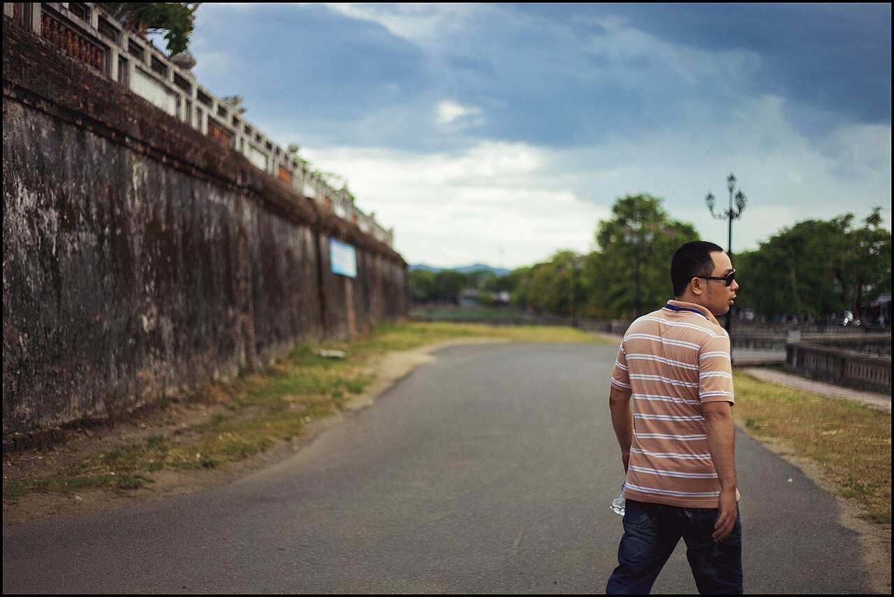 Tường thành cổ của Kinh thành Huế