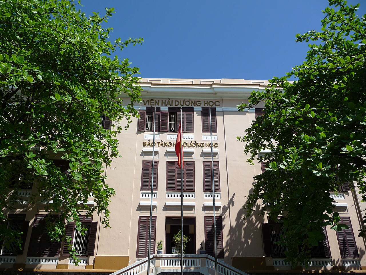 Tòa nhà Viện Hải dương học Nha Trang