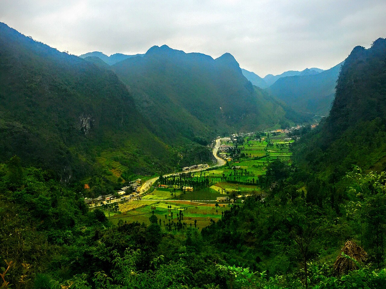 Thung lũng ở Đồng Văn, Hà Giang